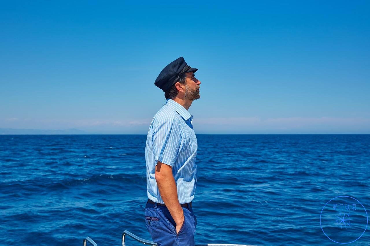 双体帆船，海上旅行的理想船型-海之蓝游艇官网